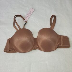 Victoria's Secret Body By Victoria Brown Underwire Bra. 34A